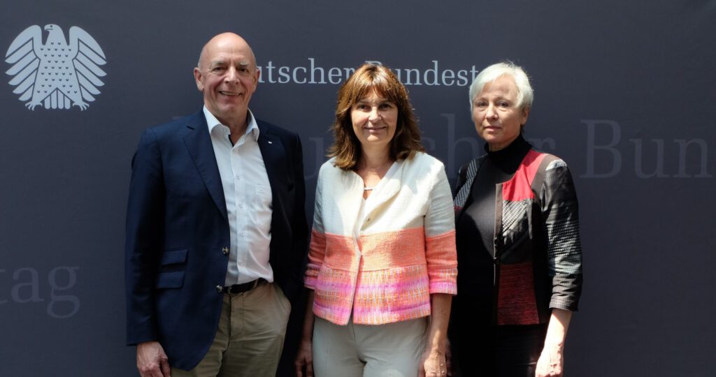 re!source zu Besuch bei MdB Mechthild Heil