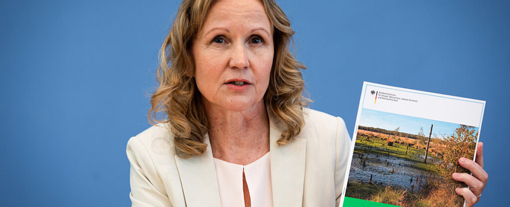 Umweltministerin legt Aktionsprogramm für natürlichen Klimaschutz vor